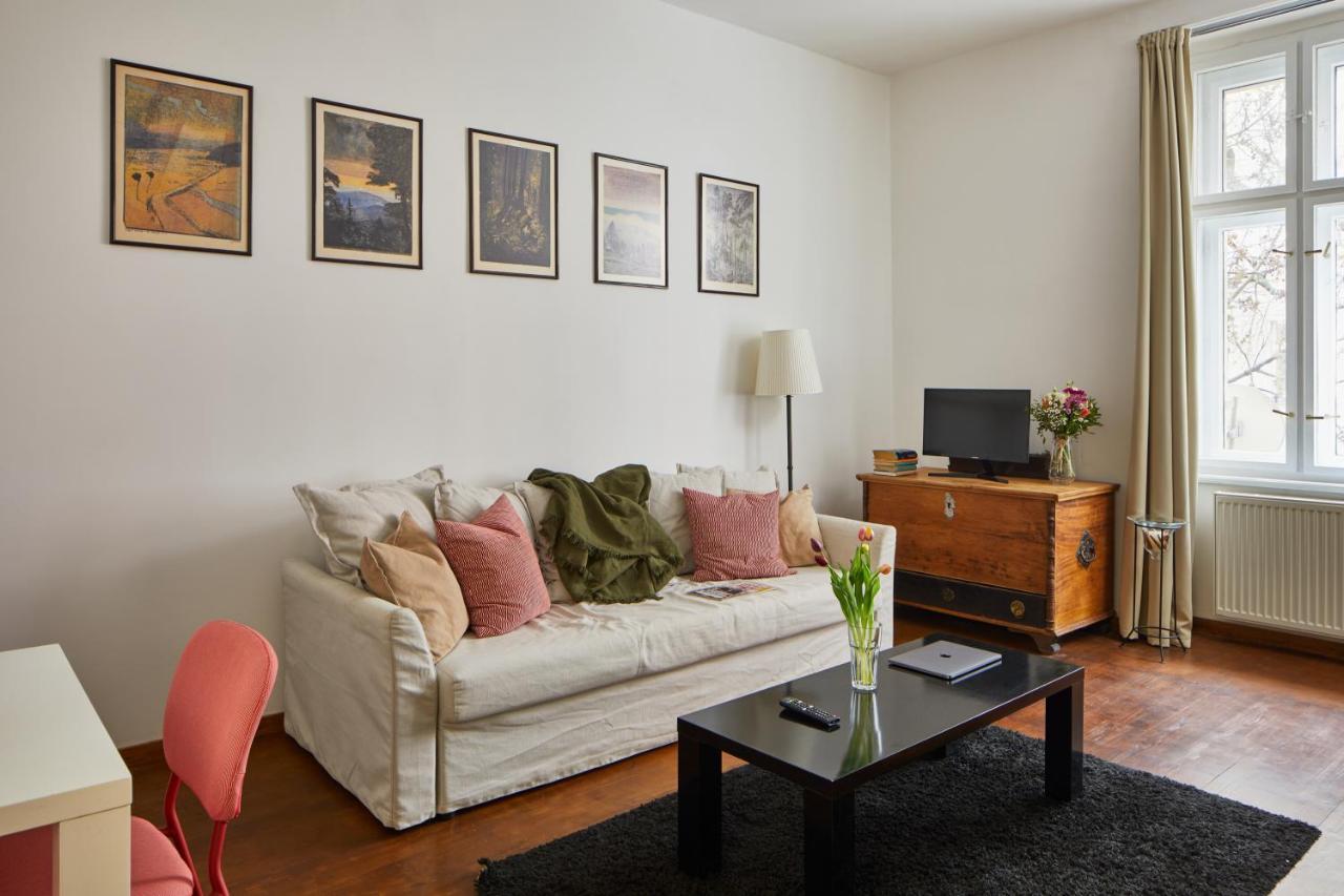 Days - 1bdr W Netflix - Zizkov Tower Apartamento *